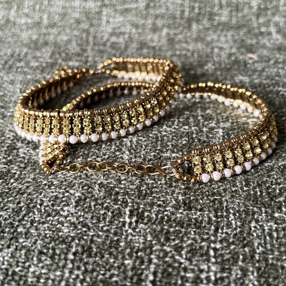 Light green stone and pearl anklets - Picture 3 of 4